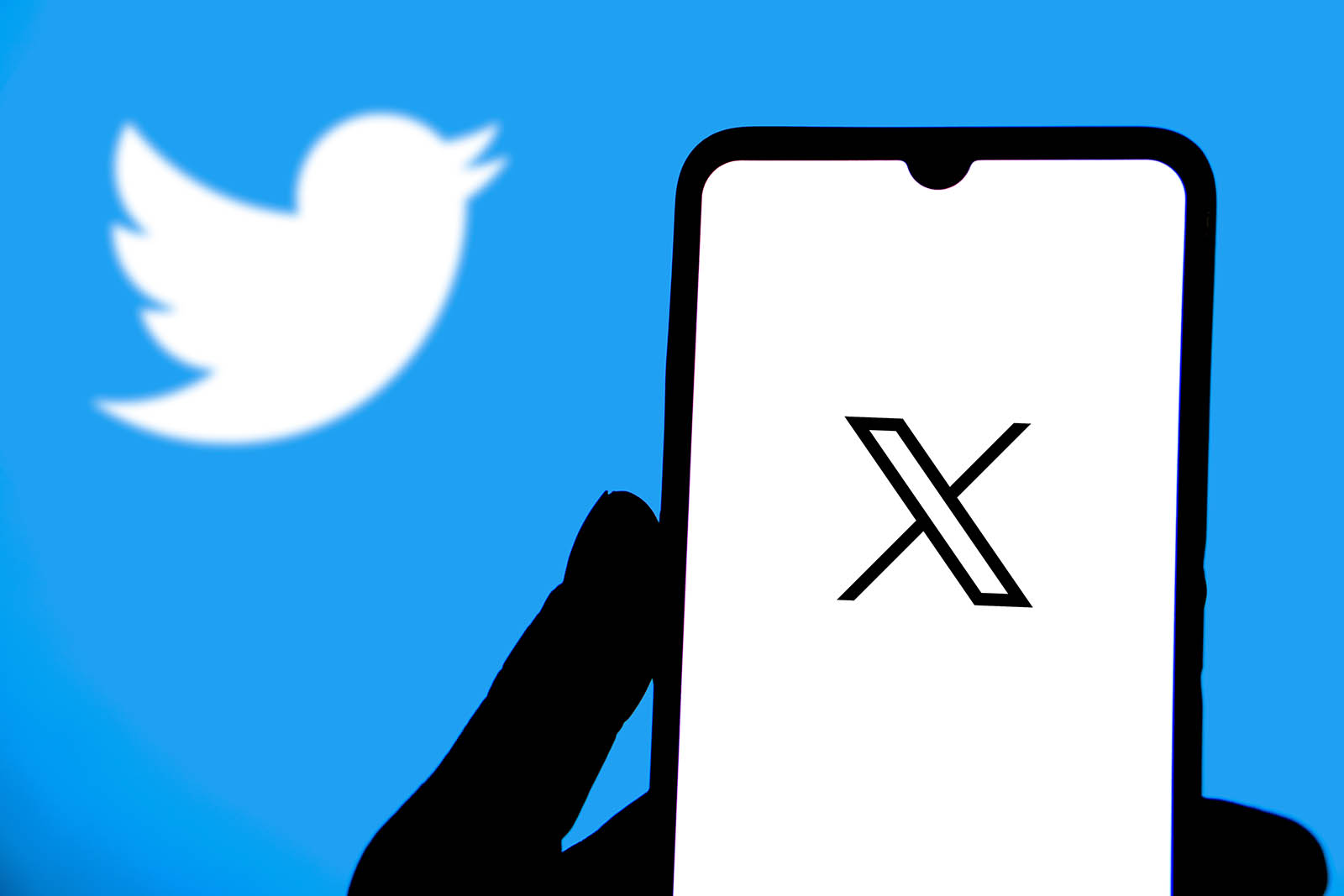 Dhaka,bangladesh,11,august,2024:,x,twitter,new,logo,on,phone